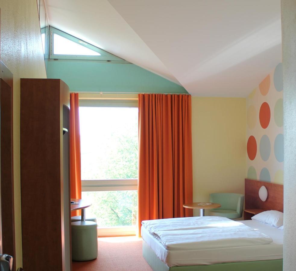 Hotel Holledau Geisenhausen Exterior foto